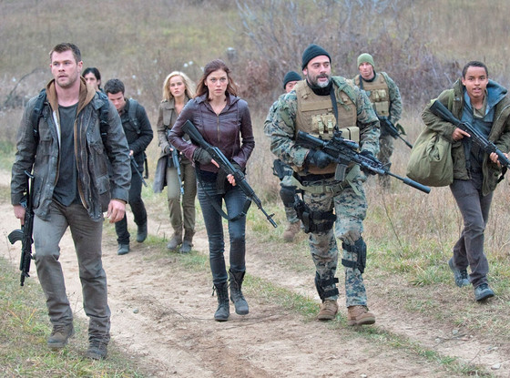 RED DAWN, Chris Hemsworth, Jeffrey Dean Morgan, Connor Cruise RED DAWN, Chris Hemsworth, Jeffrey Dean Morgan, Connor Cruise